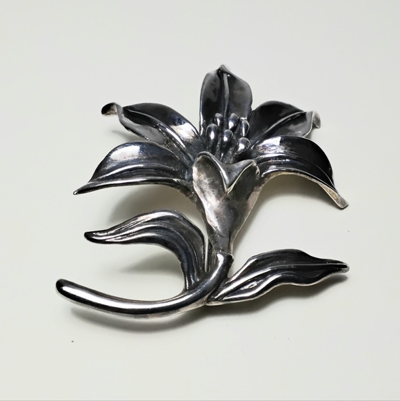 Vintage 925 Silver Mexico Lily Flower Brooch/Pendant